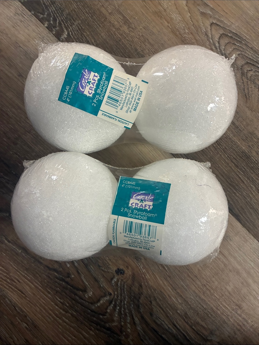 Create a Craft 4 styrofoam snowballs